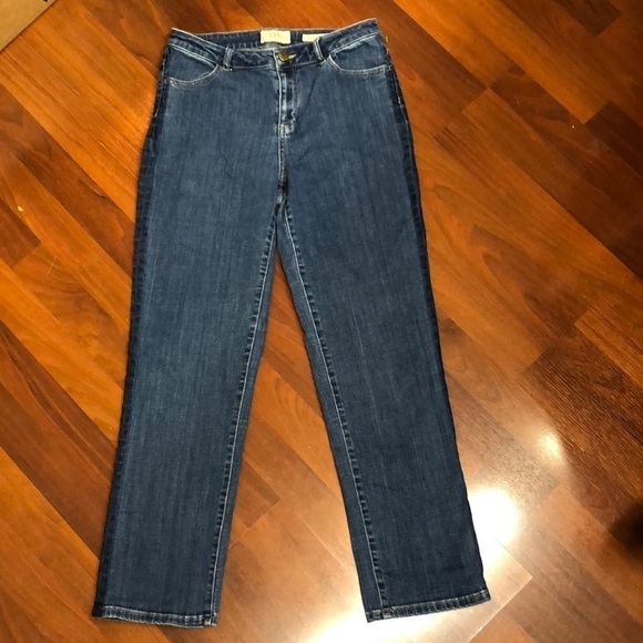 LOGO by Lori Goldstein Boyfriend High Rise Jeans Size 6 Medium Blue - Picture 2 of 9